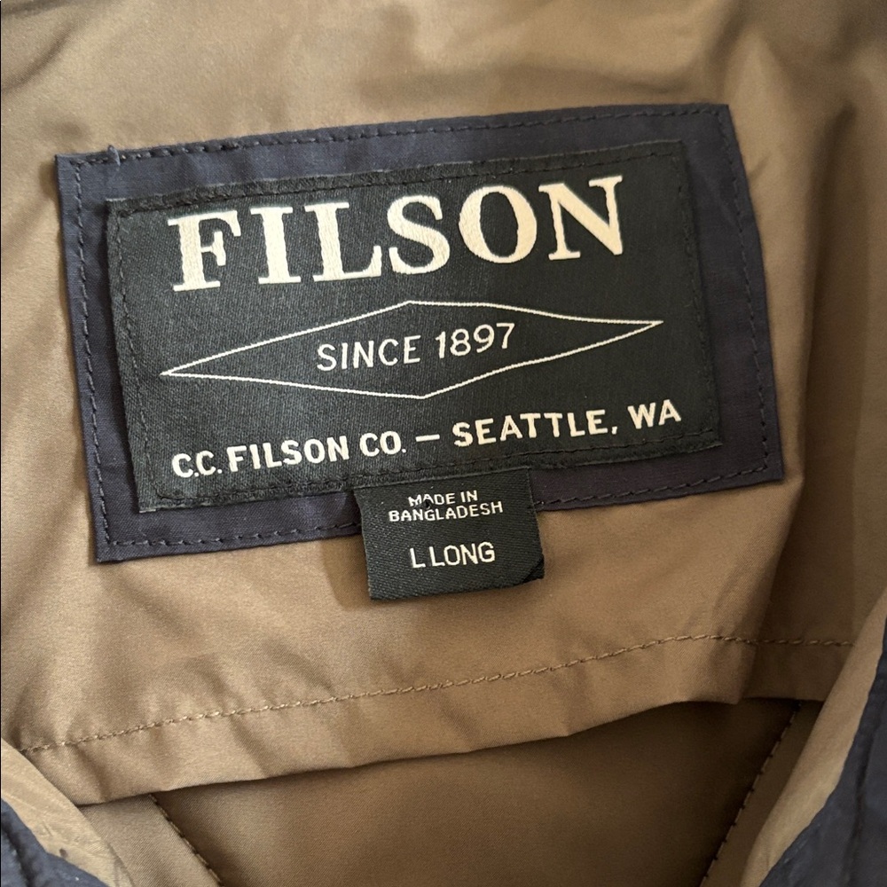 Filson Men's Navy Quilted Shirt Jacket - Picture 10 of 14